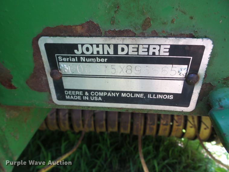 image for item BI9505 John Deere 375 round baler
