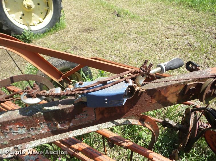 image for item BI9507 Allis Chalmers hay rake
