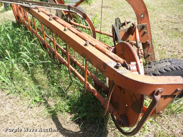 image for item BI9507 Allis Chalmers hay rake