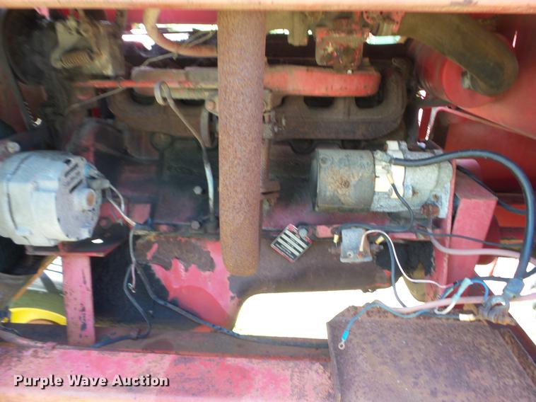 image for item BI9512 Massey Ferguson 655 Hydro windrower
