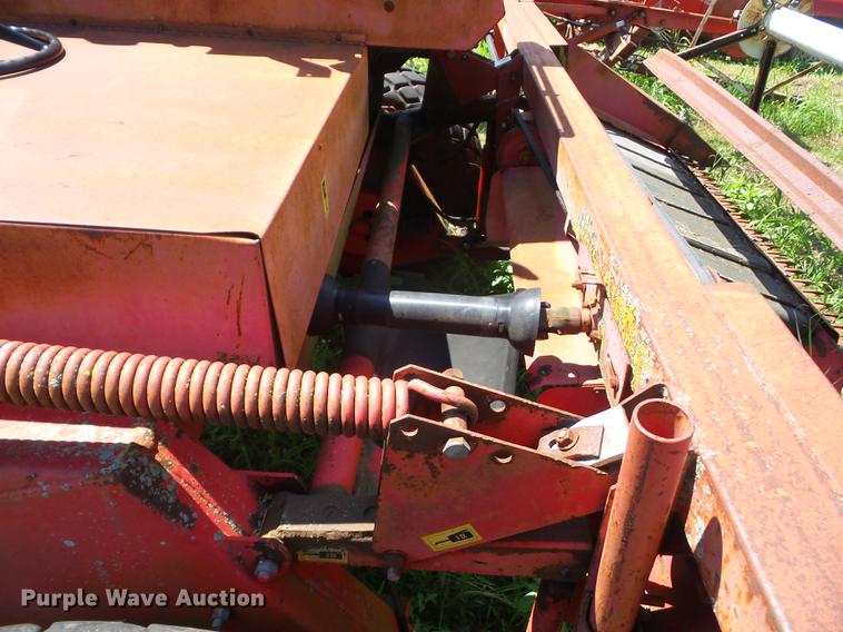 image for item BI9512 Massey Ferguson 655 Hydro windrower