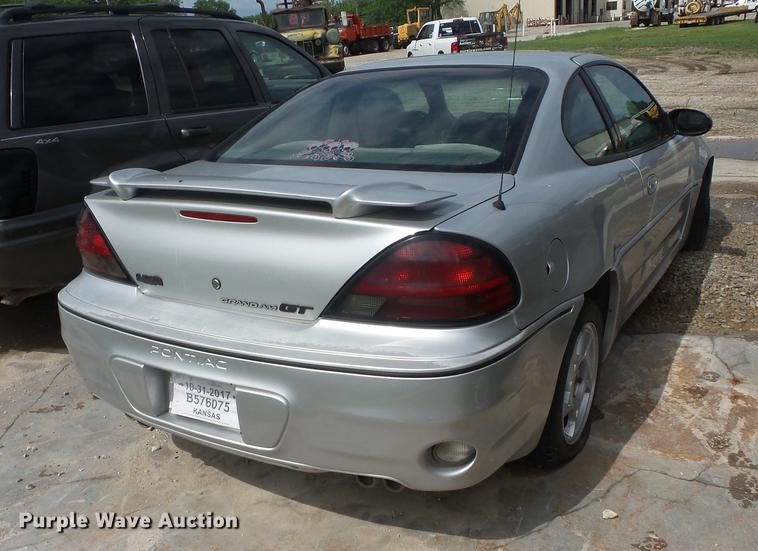 image for item BI9520 2004 Pontiac Grand Am GT