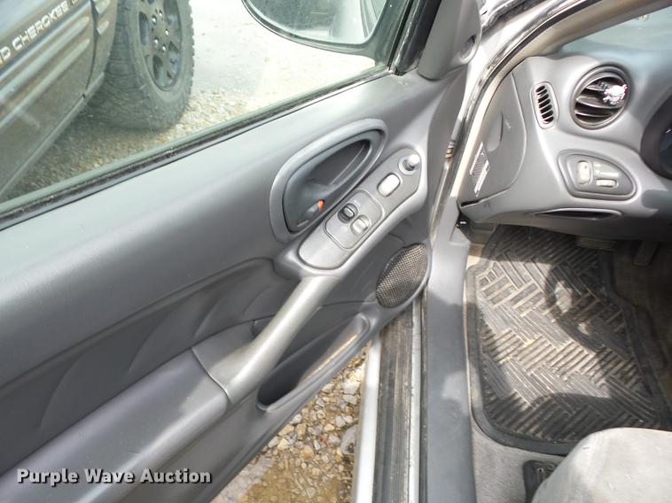 image for item BI9520 2004 Pontiac Grand Am GT