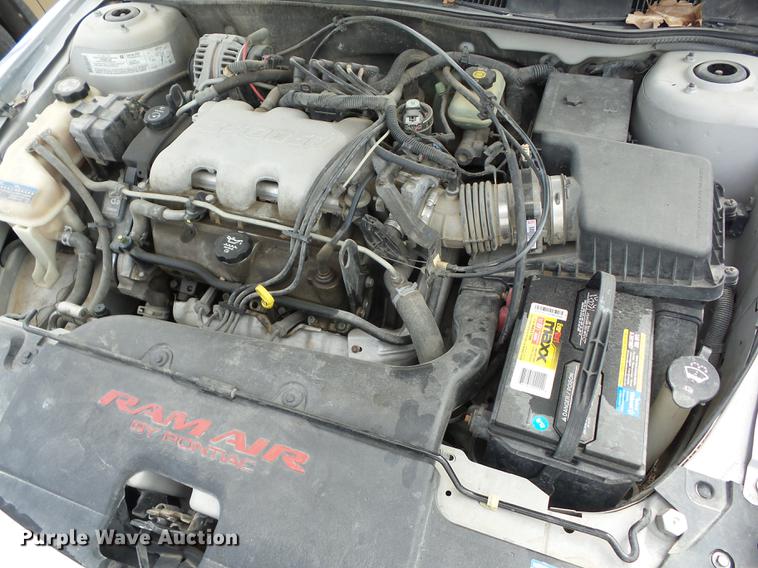 image for item BI9520 2004 Pontiac Grand Am GT