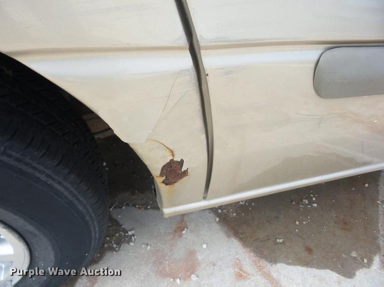 image for item BI9521 2000 Ford Windstar van