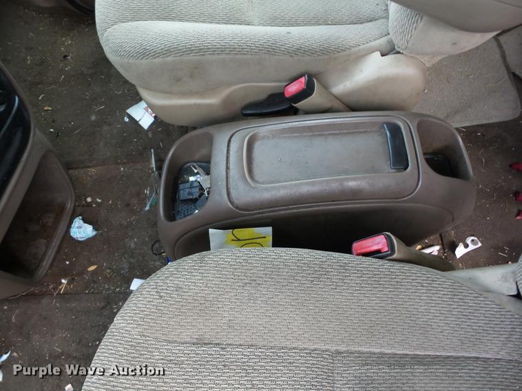 image for item BI9521 2000 Ford Windstar van