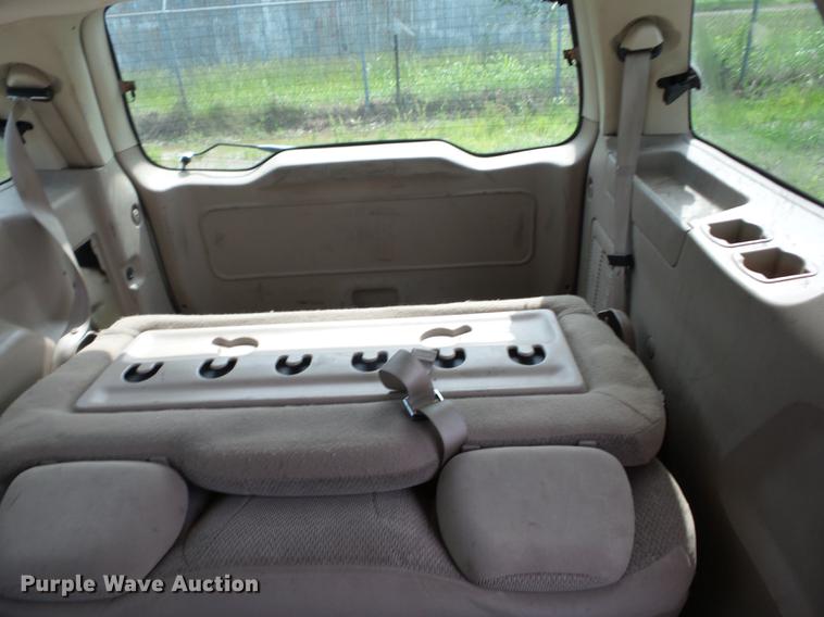 image for item BI9521 2000 Ford Windstar van