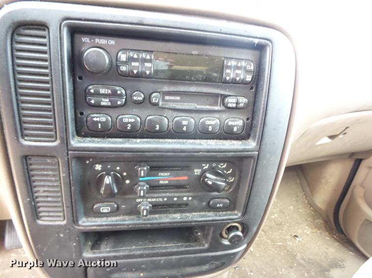 image for item BI9521 2000 Ford Windstar van