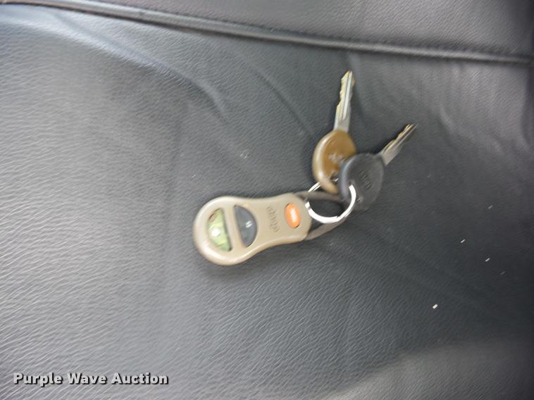 image for item BI9688 2000 Jeep Grand Cherokee SUV