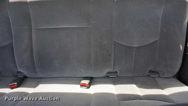 image for item DB6023 2005 GMC Sierra 1500 Ext. Cab pickup truck