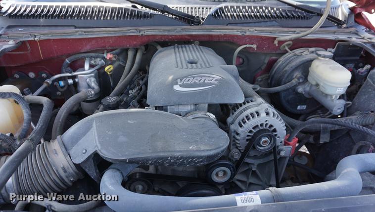 image for item DB6023 2005 GMC Sierra 1500 Ext. Cab pickup truck