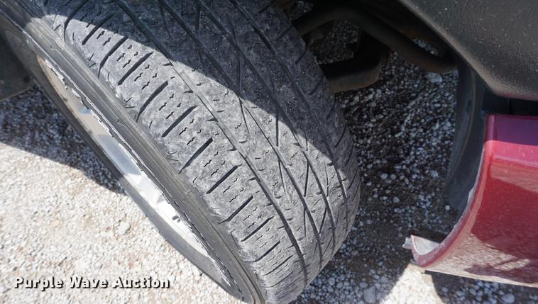 image for item DB6023 2005 GMC Sierra 1500 Ext. Cab pickup truck