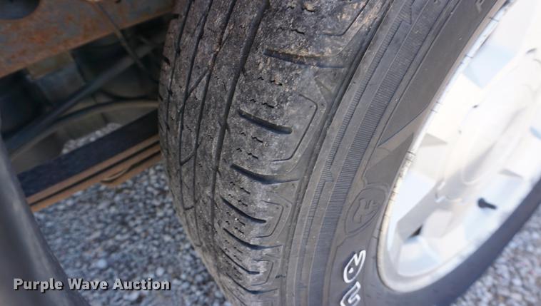 image for item DB6023 2005 GMC Sierra 1500 Ext. Cab pickup truck