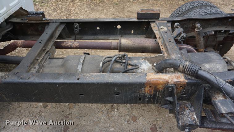 image for item DB6032 1995 Ford F450 truck cab and chassis