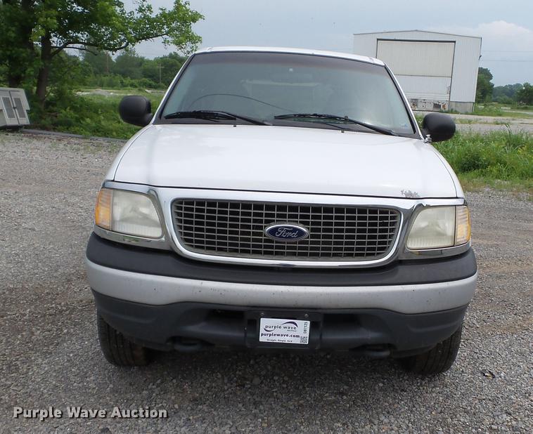 image for item DB7125 2001 Ford Expedition SUV