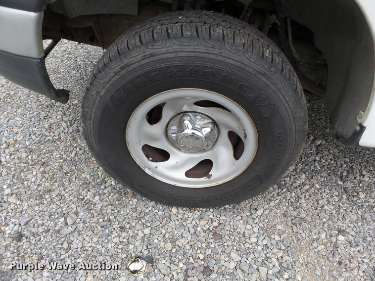 image for item DB7125 2001 Ford Expedition SUV