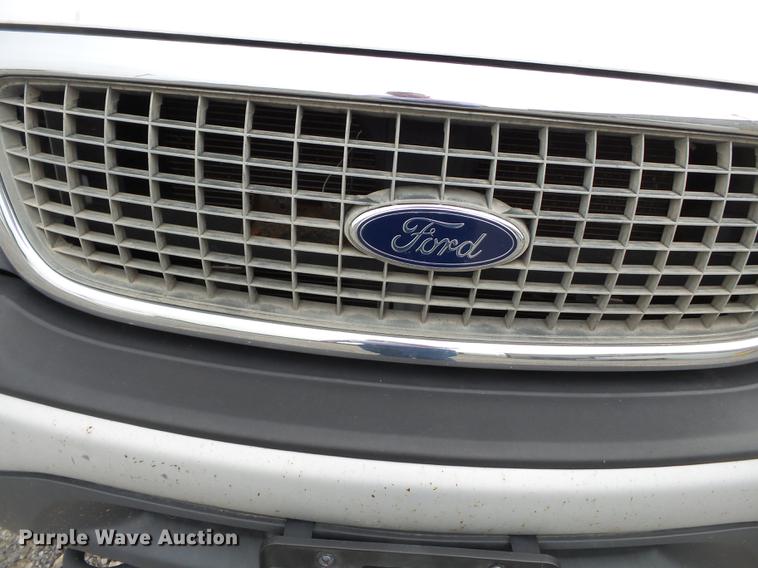 image for item DB7125 2001 Ford Expedition SUV
