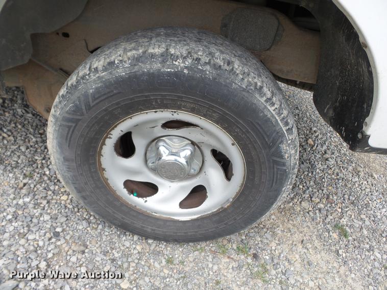 image for item DB7125 2001 Ford Expedition SUV