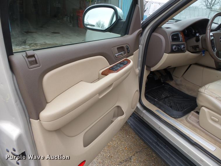 image for item DB7163 2007 GMC Yukon SUV