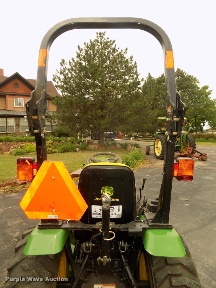image for item DB8730 2006 John Deere 2320 MFWD tractor