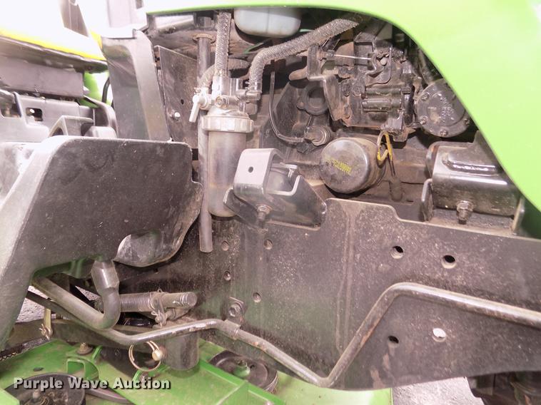 image for item DB8730 2006 John Deere 2320 MFWD tractor
