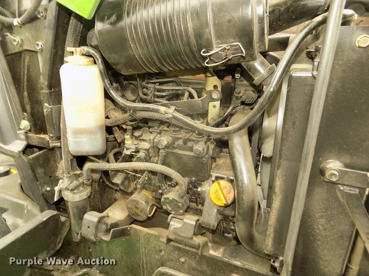 image for item DB8730 2006 John Deere 2320 MFWD tractor