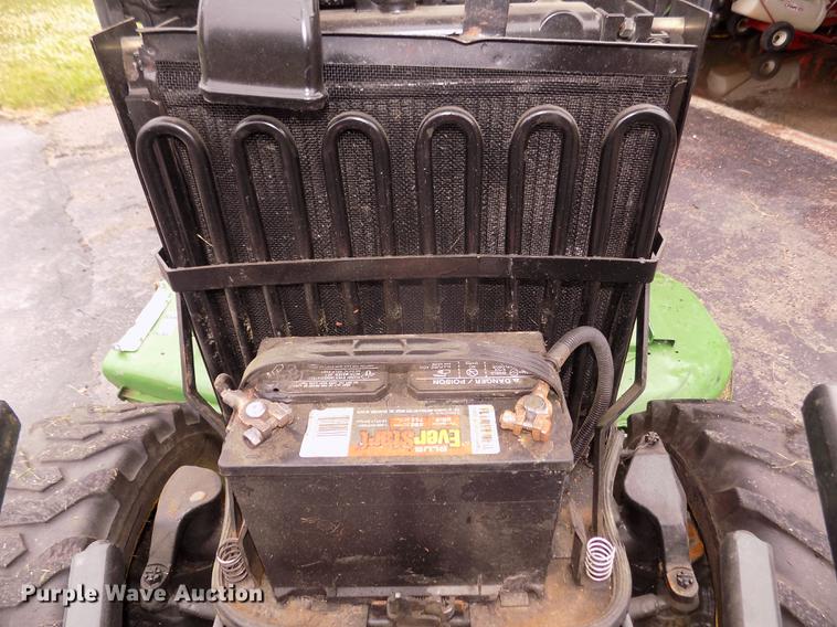 image for item DB8730 2006 John Deere 2320 MFWD tractor