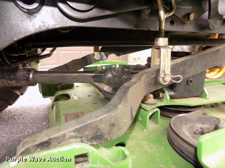 image for item DB8730 2006 John Deere 2320 MFWD tractor