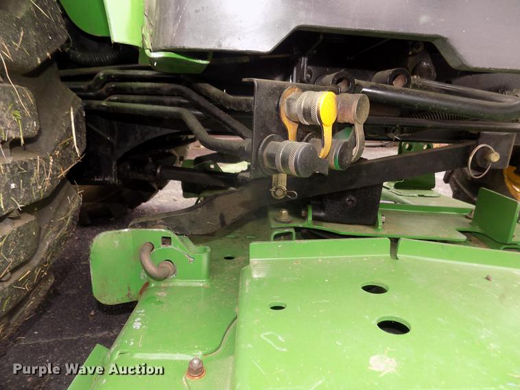 image for item DB8730 2006 John Deere 2320 MFWD tractor