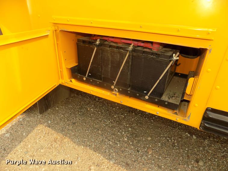 image for item DB8733 2009 Blue Bird Vision CV3011S school bus