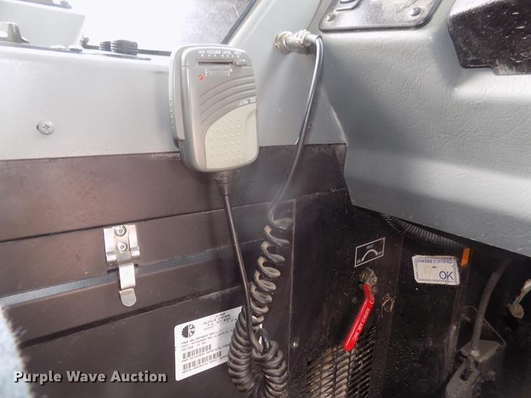 image for item DB8733 2009 Blue Bird Vision CV3011S school bus