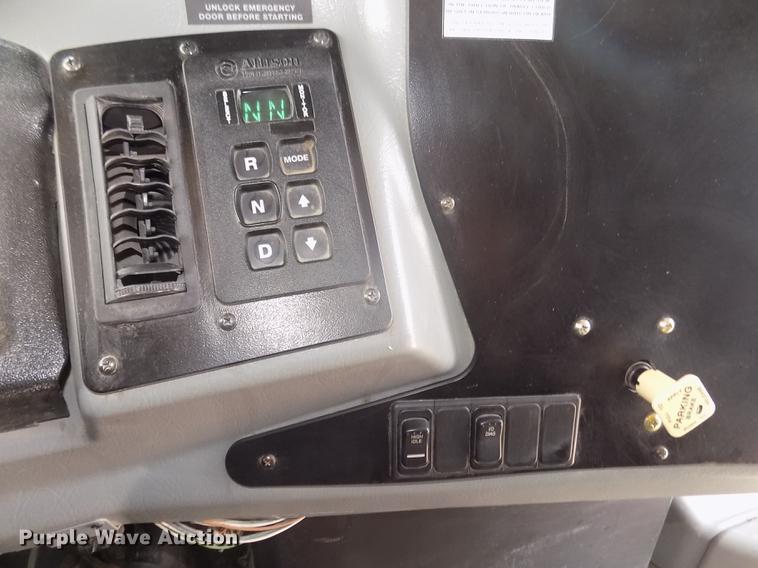 image for item DB8733 2009 Blue Bird Vision CV3011S school bus