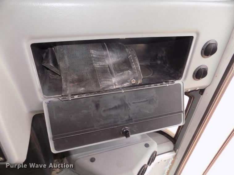 image for item DB8733 2009 Blue Bird Vision CV3011S school bus