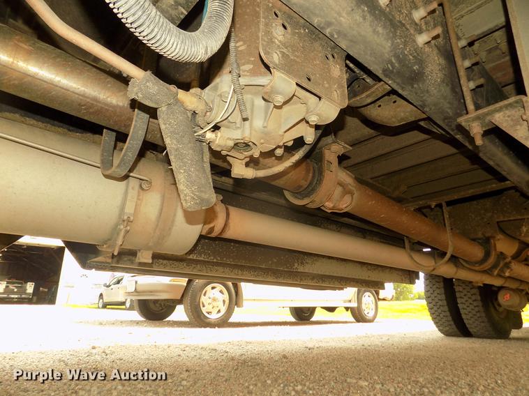 image for item DB8733 2009 Blue Bird Vision CV3011S school bus