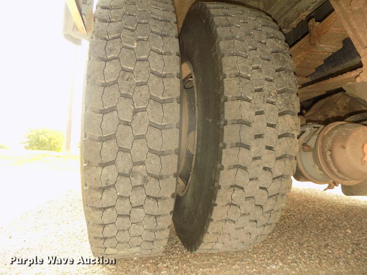 image for item DB8733 2009 Blue Bird Vision CV3011S school bus