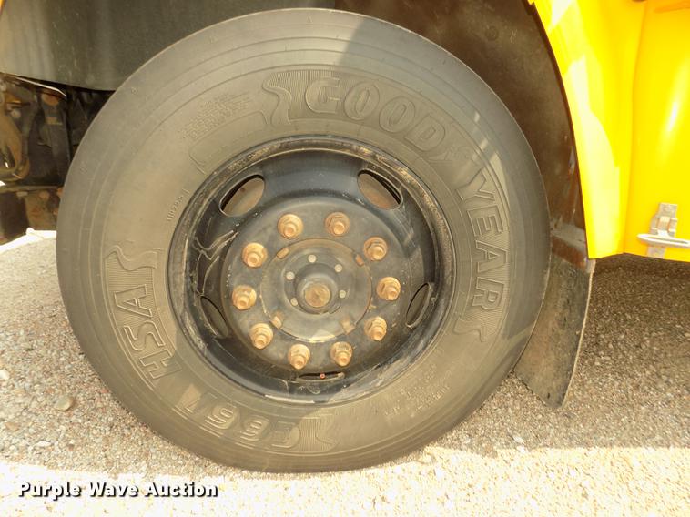 image for item DB8733 2009 Blue Bird Vision CV3011S school bus