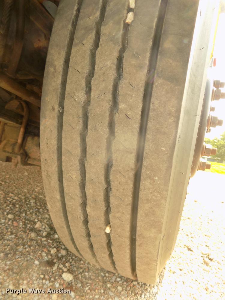 image for item DB8733 2009 Blue Bird Vision CV3011S school bus