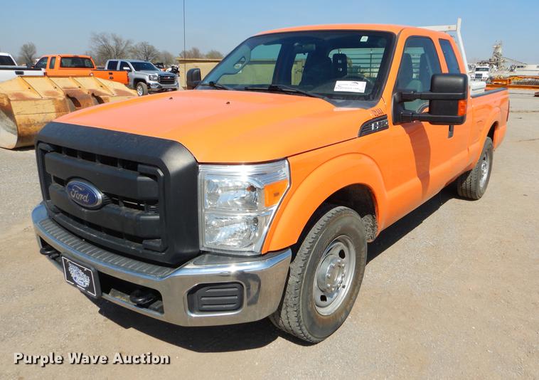 image for item DC2285 2013 Ford F250 Super Duty XL SuperCab pickup truck