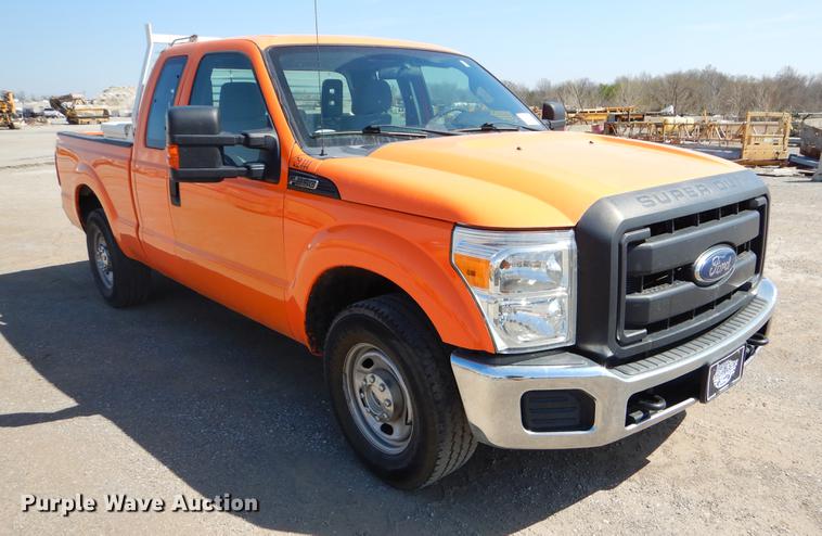 image for item DC2285 2013 Ford F250 Super Duty XL SuperCab pickup truck