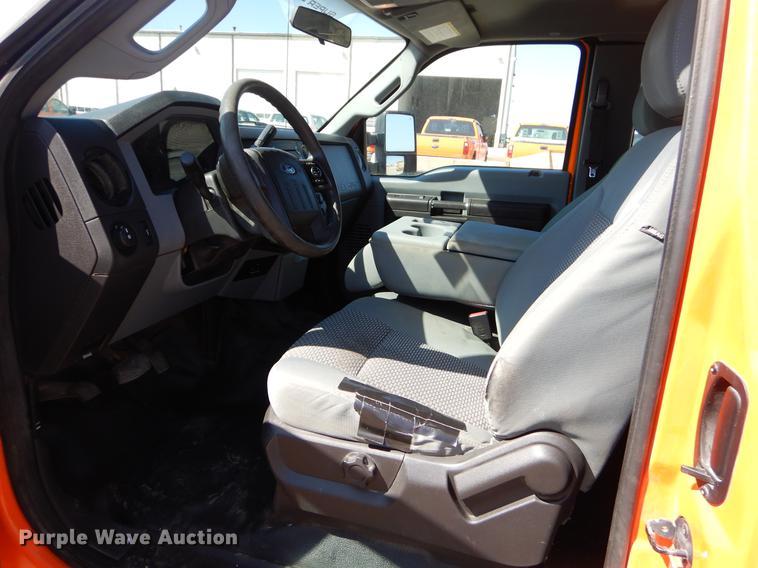 image for item DC2285 2013 Ford F250 Super Duty XL SuperCab pickup truck