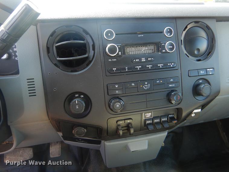 image for item DC2285 2013 Ford F250 Super Duty XL SuperCab pickup truck