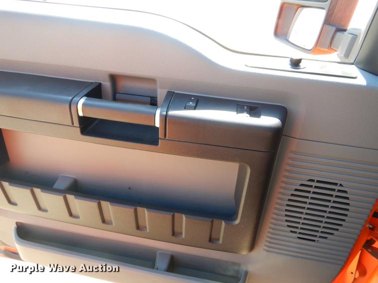 image for item DC2285 2013 Ford F250 Super Duty XL SuperCab pickup truck