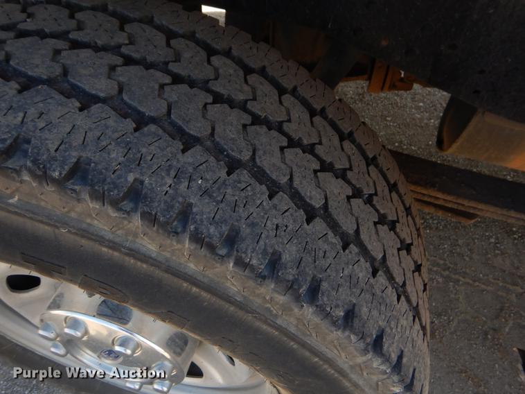 image for item DC2285 2013 Ford F250 Super Duty XL SuperCab pickup truck