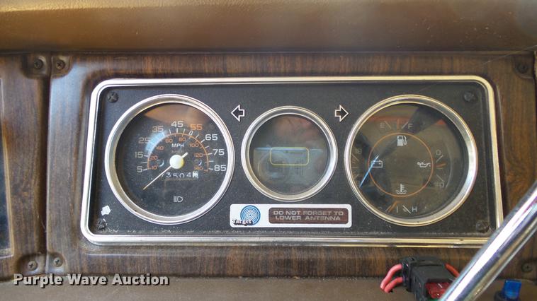 image for item DC3057 1981 Pace Arrow RV