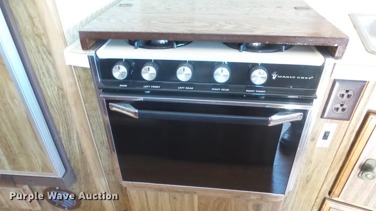 image for item DC3057 1981 Pace Arrow RV