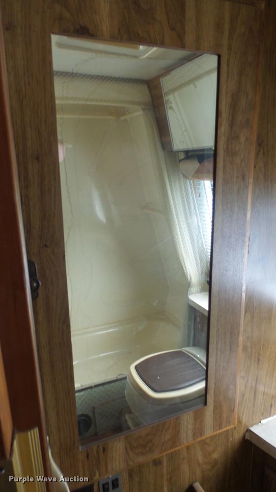 image for item DC3057 1981 Pace Arrow RV