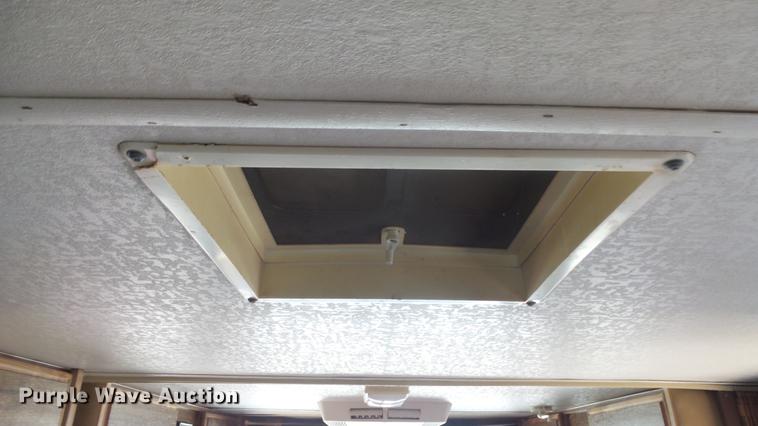 image for item DC3057 1981 Pace Arrow RV