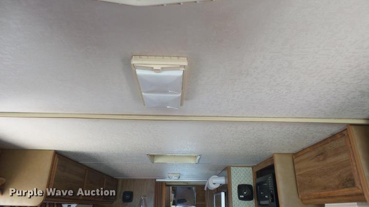 image for item DC3057 1981 Pace Arrow RV