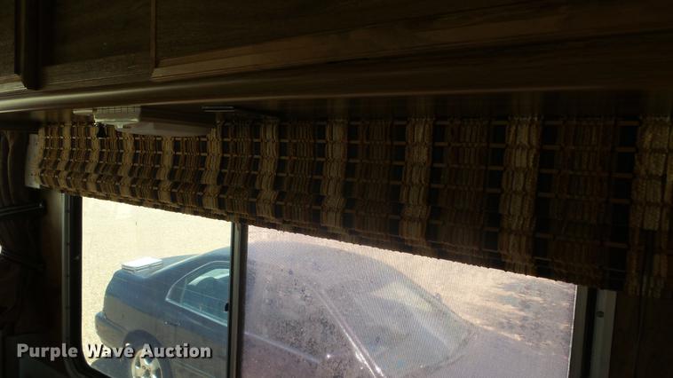 image for item DC3057 1981 Pace Arrow RV