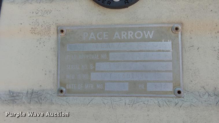 image for item DC3057 1981 Pace Arrow RV